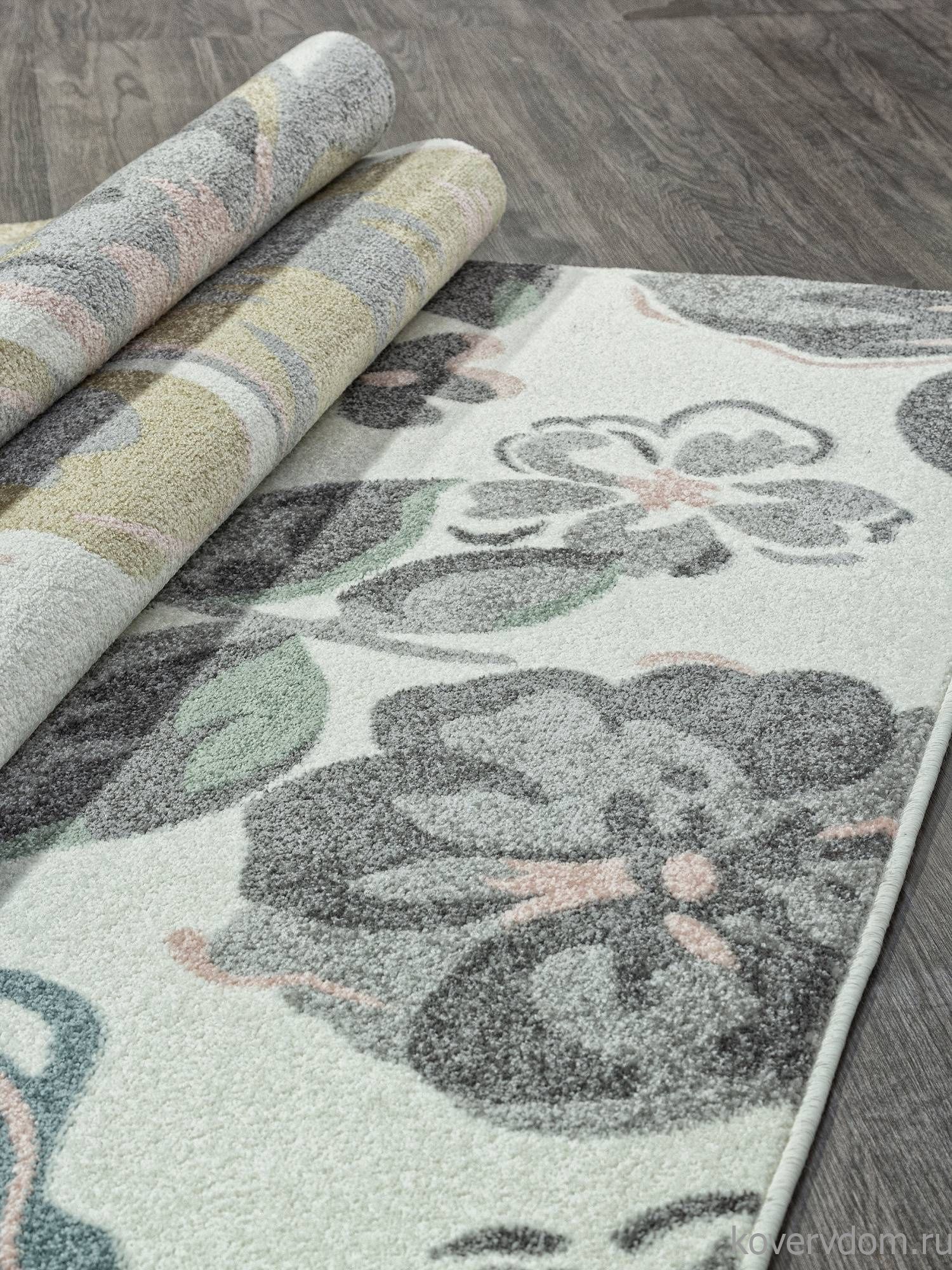 Ковер SOFIT C055 MULTICOLOR Ковер SOFIT C055 MULTICOLOR