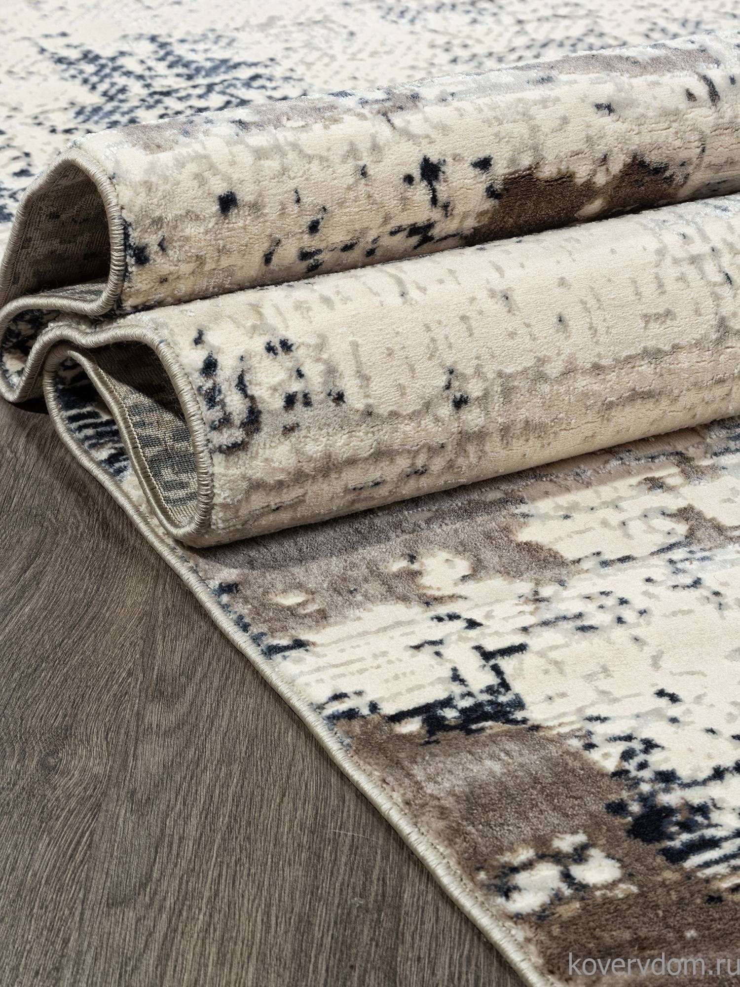 Ковер POMPEI N2023A CREAM / D.BLUE Ковер POMPEI N2023A CREAM / D.BLUE